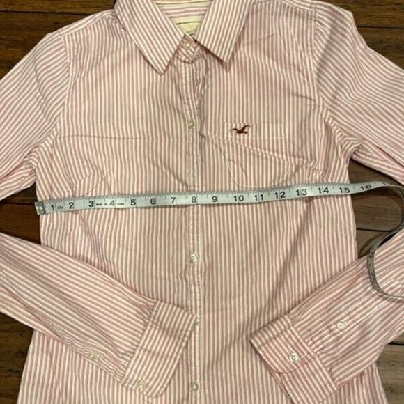Hollister Women's Button Front Preppy Shirt Red White Size Medium - Picture 3 of 5